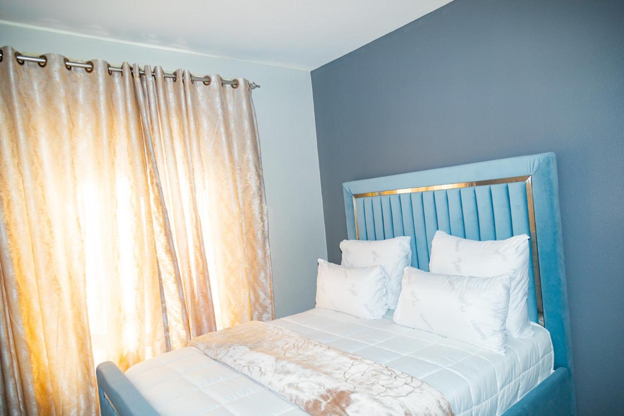 Apartment The Atrium Sandton 2 Bedroom *