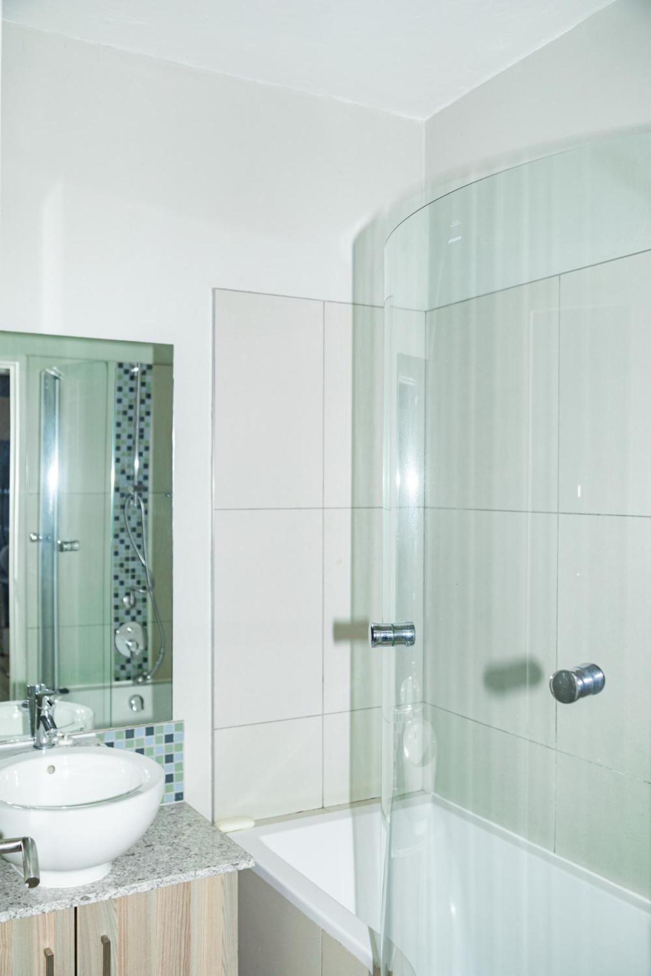 The Atrium Sandton 2 Bedroom Apartment *